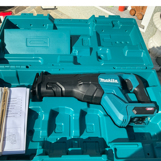 Akku Säbelsäge 40V JR001GZ