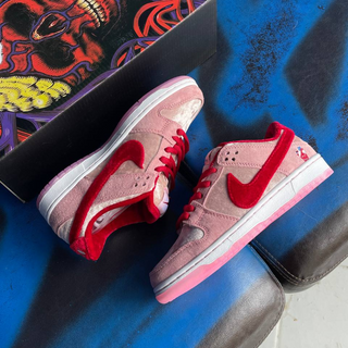 Nike Dunk SB Low StrangeLove  Special