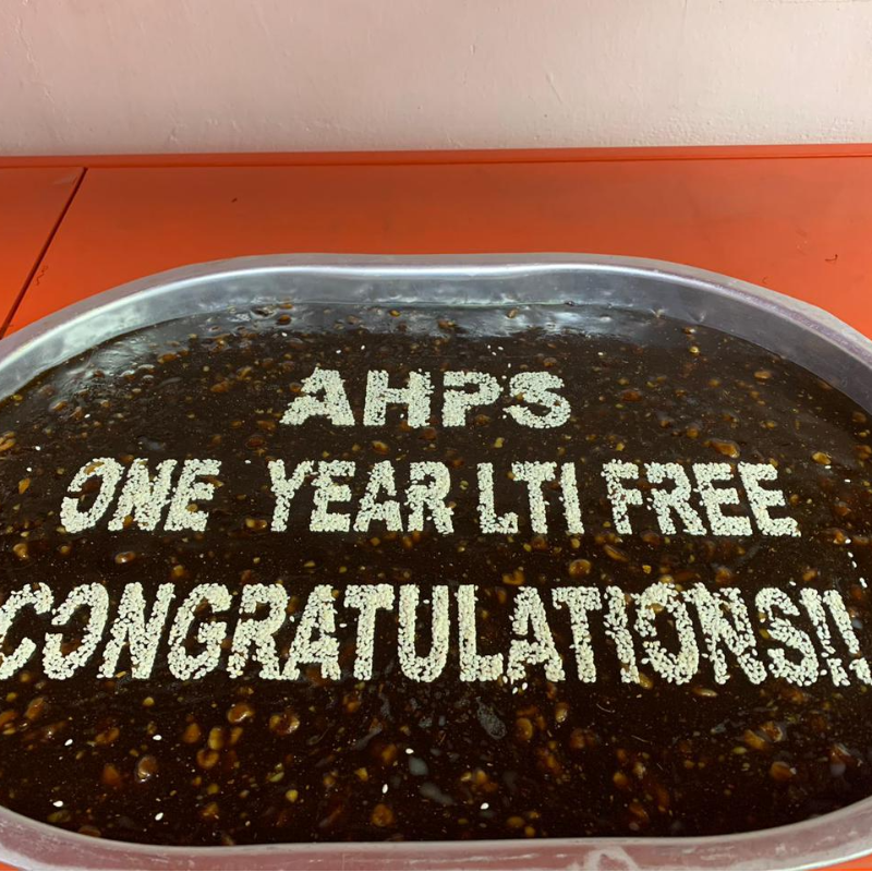 - صينية البُسطام - وزن 6 كيلو جرام