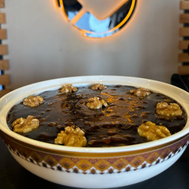  - إناء سيراميك مع الغطاء - وزن 3.5 كيلو جرام