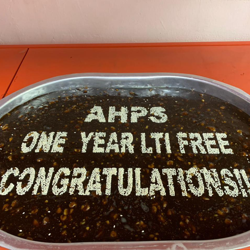 - صينية البُسطام - وزن 6 كيلو جرام