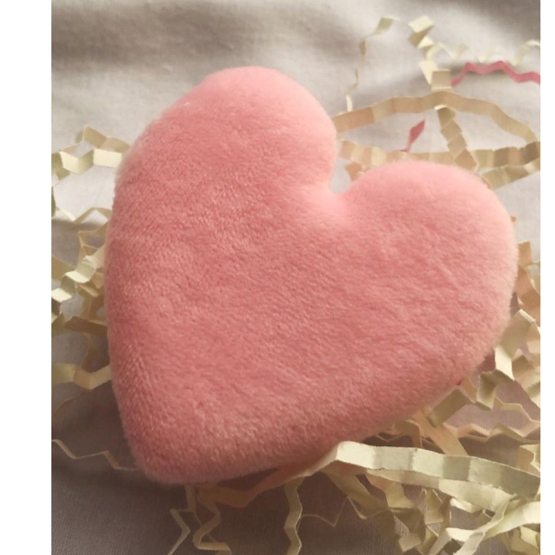 pink heart powderpuff 