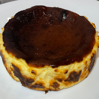 LAVA Basque Cheesecake 6" 6寸流心巴斯克芝士蛋糕 (Gluten Free)