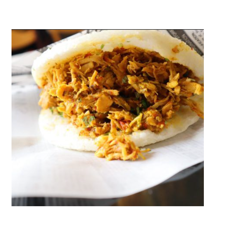 Arepas Mixtas (Pollo, Carne, Pernil) / Mixed Corn Patties (Chicken, Beef, Roast Pork)