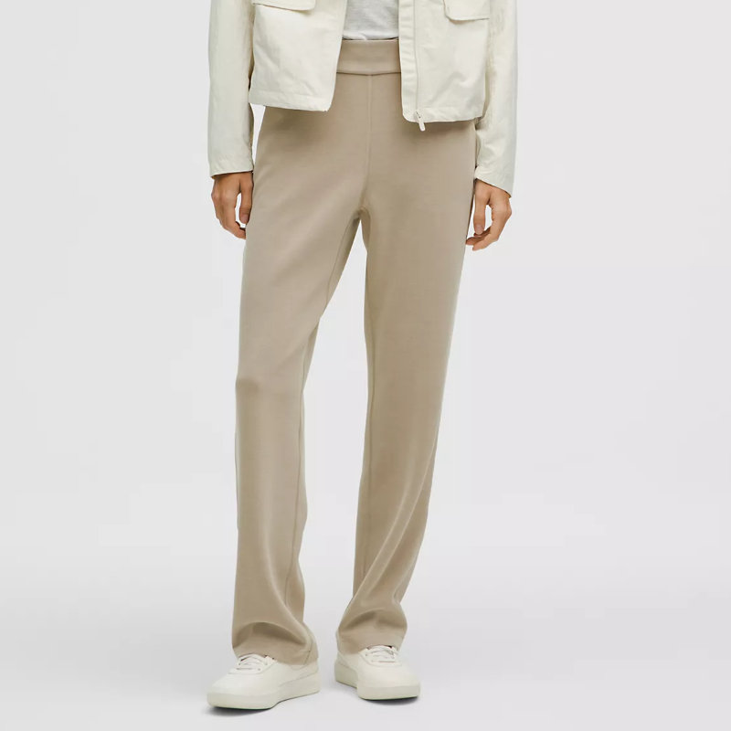 Softstreme High-Rise Straight-Leg Pant *Regular - Oak