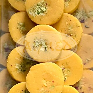 KESAR PEDA / per kg 