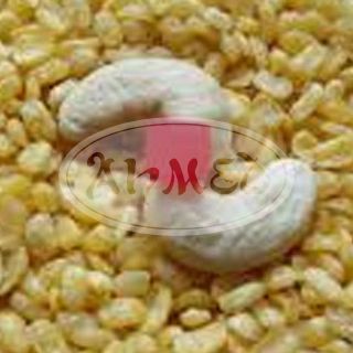 MOONG DAL FRIED / per kg