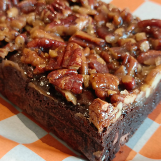 MB - Turtle Caramel Brownie