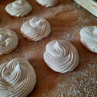 Vanilla French Meringues