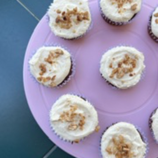 Banana-Carrot Cupcakes (4pcs)