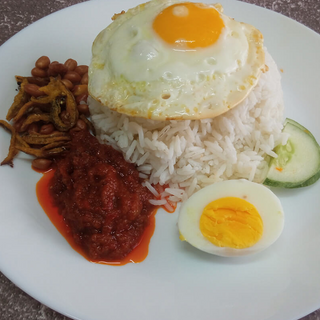 Nasi Lemak Telur 