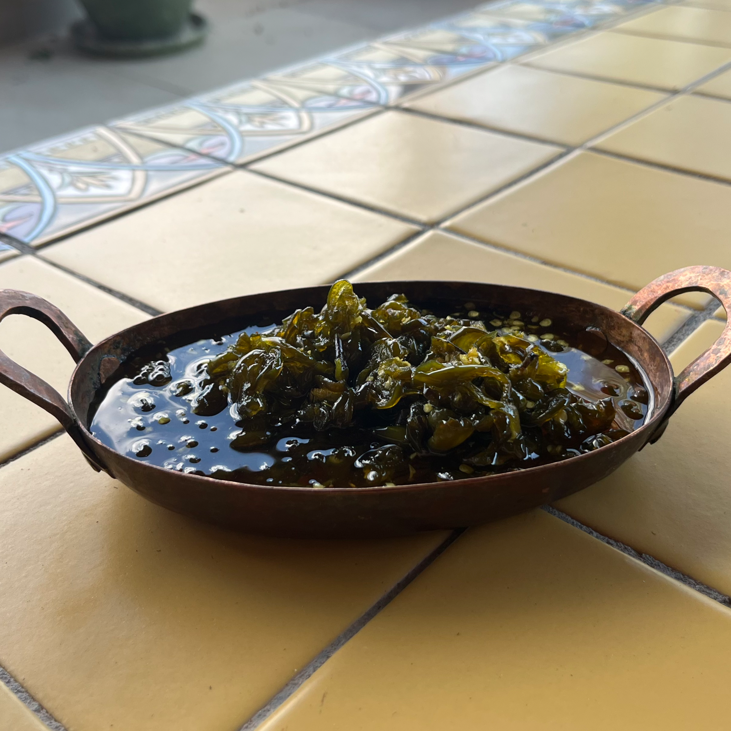 Jalapeños confitados