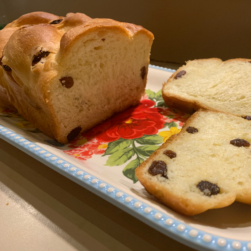 White Raisin Bread Main Image