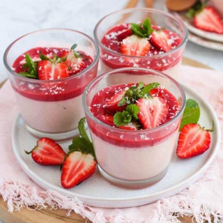 Strawberry Pana Cotta