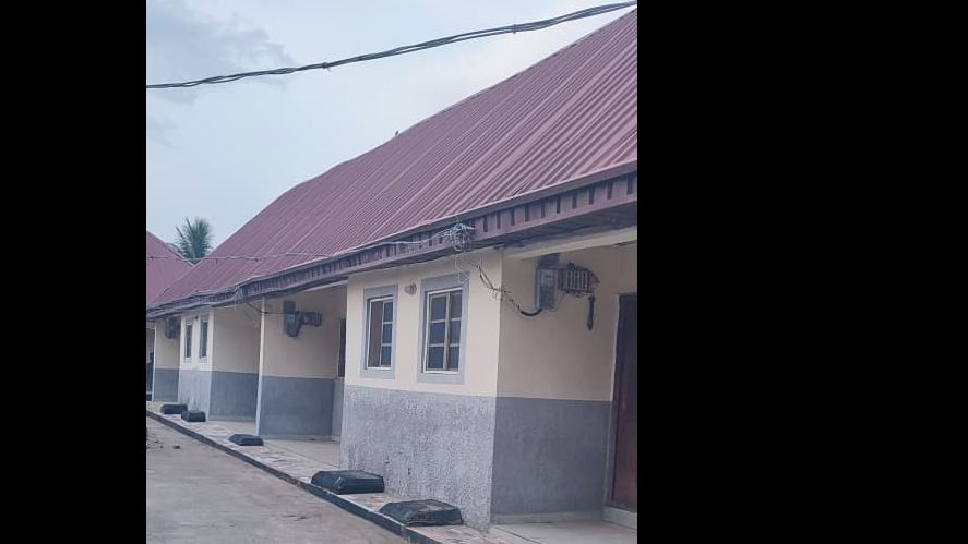 The Professional Single Room (₦400k)