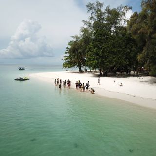 ISLAND HOPPING LANGKAWI (SHARING BOAT)