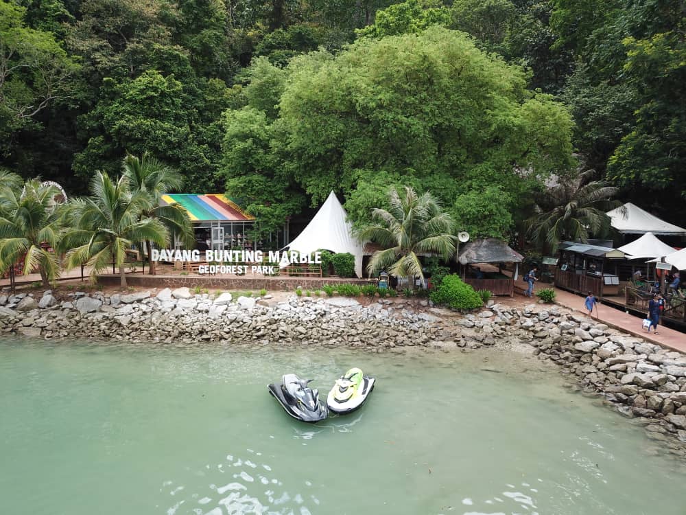 ISLAND HOPPING LANGKAWI (PRIVATE BOAT) Main Image