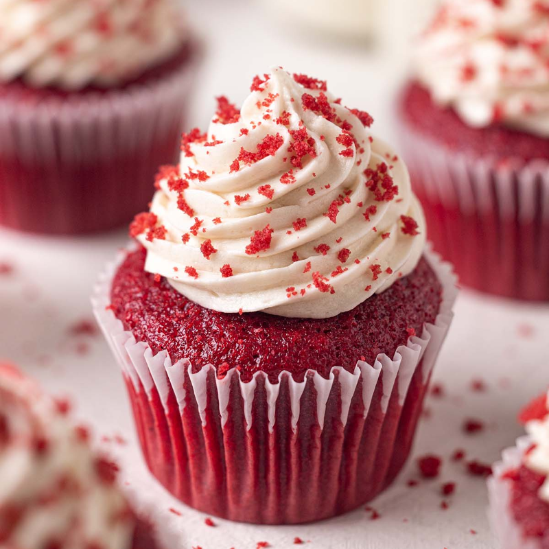 Red Velvetree Cupper Cakeries