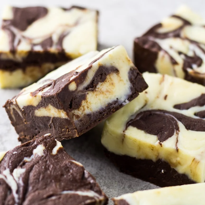 Swirly Pearly Fudge(6-ct)