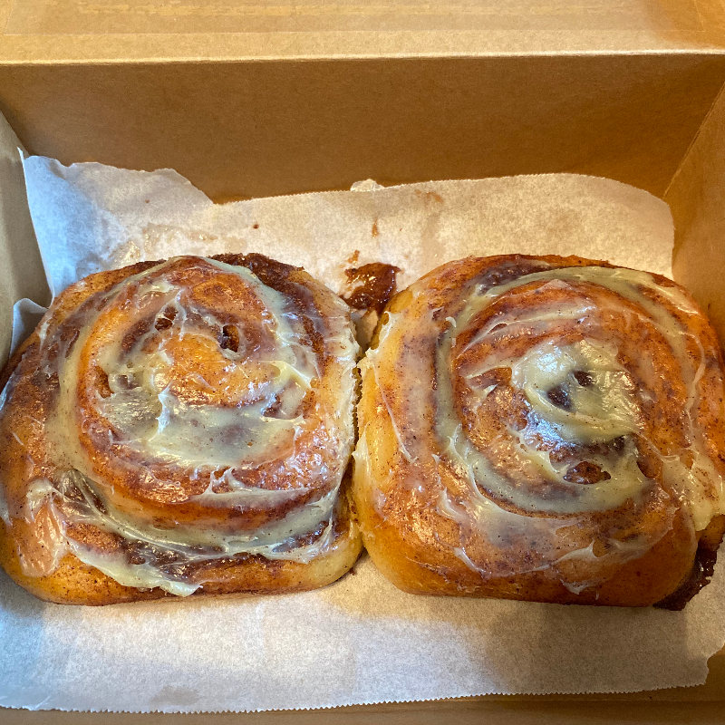 Regular Cinnamon Roll