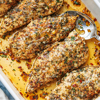 Garlic Parmesan Chicken, Creamy Mashed Potatoes & Steamed Vegetables