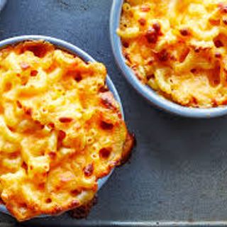 Thursday Week 1 macaroni cheese Cooked lunch 12.30pm - Adult portion